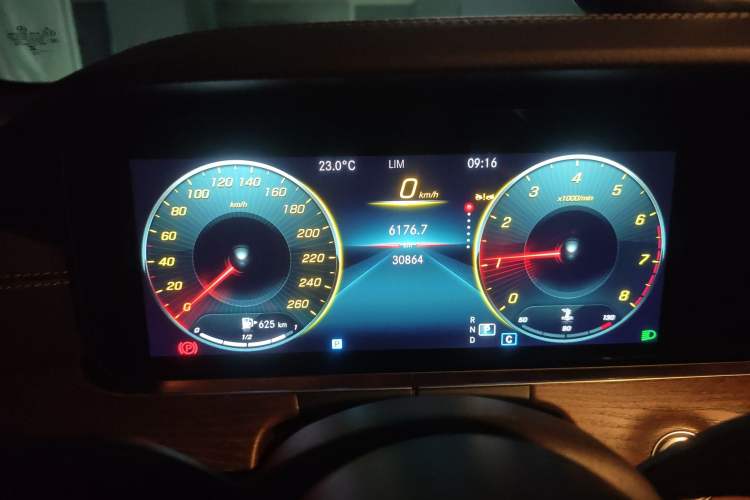 Used Mercedes-Benz E-Class 2023 E 300 L Luxury Model Instrument Cluster
