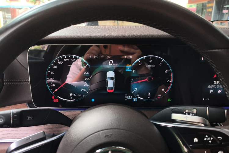 Used Mercedes-Benz E-Class 2023 Updated E 300 L Luxury Edition Instrument Cluster