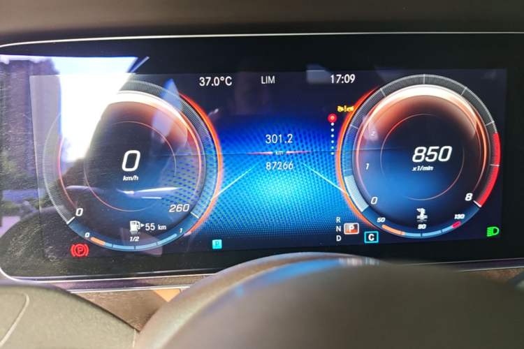 Used Mercedes-Benz E-Class 2023 E 300 L Luxury Model Instrument Cluster