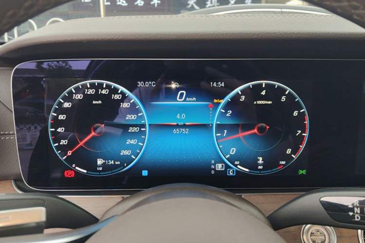 Used Mercedes-Benz E-Class 2023 Updated E 300 L Fashion Edition Instrument Cluster