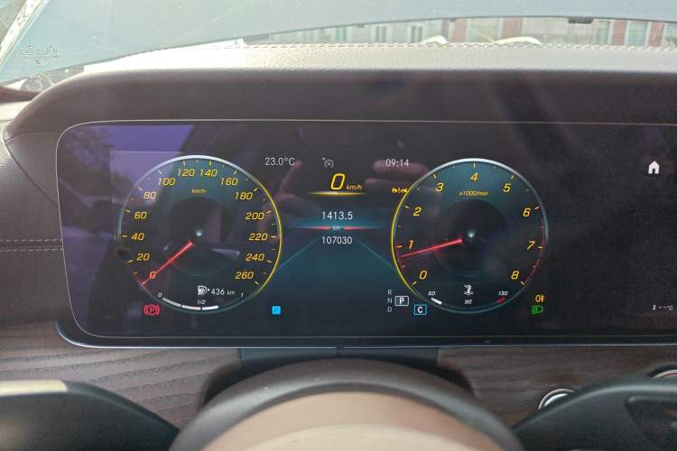 Used Mercedes-Benz E-Class 2023 Updated E 300 L Fashion Edition Instrument Cluster