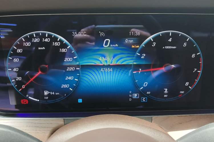 Used Mercedes-Benz E-Class 2023 Updated E 300 L Fashion Edition Instrument Cluster