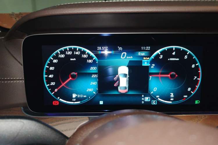 Used Mercedes-Benz E-Class 2023 Updated E 300 L Luxury Edition Instrument Cluster