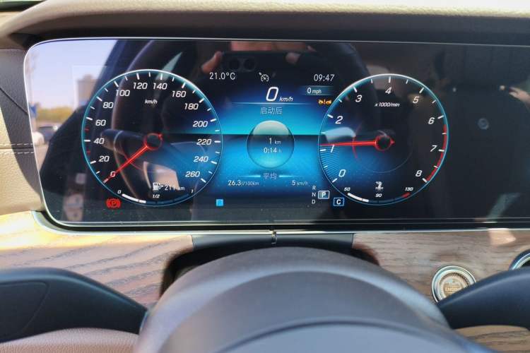 Used Mercedes-Benz E-Class 2023 Updated E 300 L Luxury Edition Instrument Cluster
