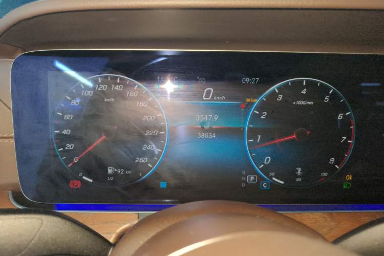 Used Mercedes-Benz E-Class 2023 Updated E 300 L Fashion Edition Instrument Cluster