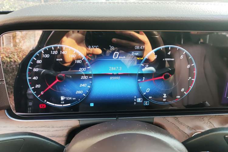 Used Mercedes-Benz E-Class 2023 Updated E 300 L Luxury Edition Instrument Cluster
