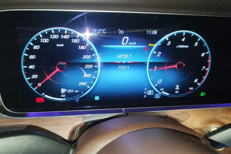 Used Mercedes-Benz E-Class 2023 Updated E 300 L Fashion Edition Instrument Cluster