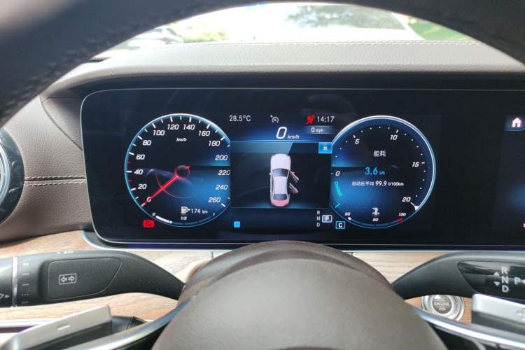 Used Mercedes-Benz E-Class 2023 Updated E 300 L Luxury Edition Instrument Cluster