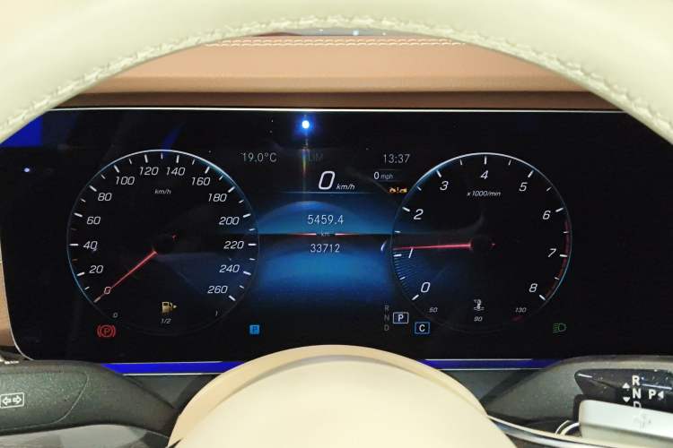 Used Mercedes-Benz E-Class 2023 Updated E 300 L Fashion Edition Instrument Cluster