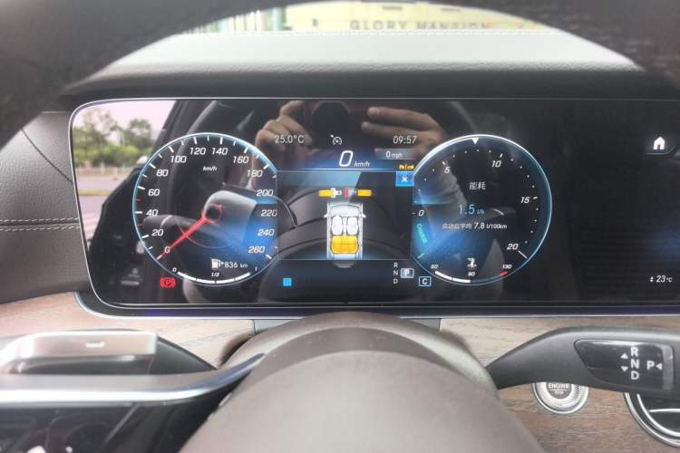 Used Mercedes-Benz E-Class 2023 E 300 L Luxury Model Instrument Cluster