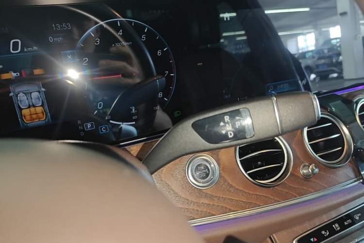 Used Mercedes-Benz E-Class 2023 E 260 L Instrument Cluster