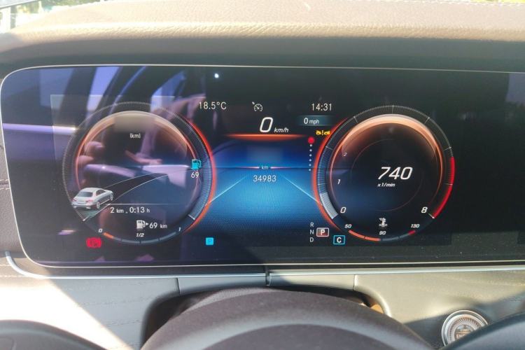 Used Mercedes-Benz E-Class 2023 Updated E 300 L Fashion Edition Instrument Cluster