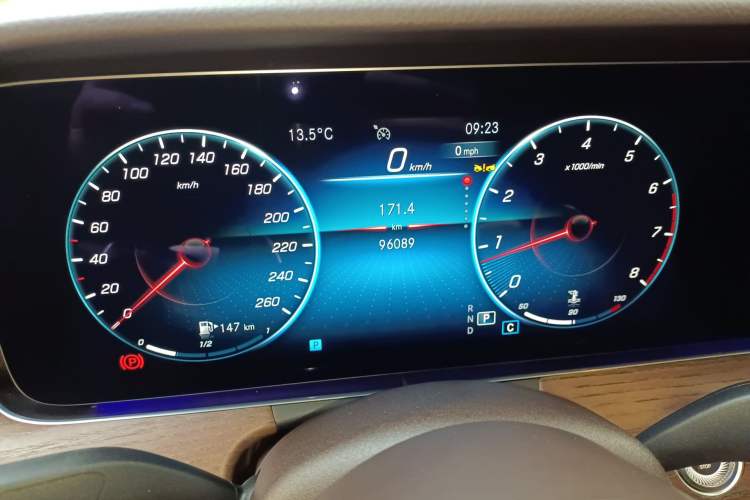 Used Mercedes-Benz E-Class 2023 Facelift E 260 L Instrument Cluster