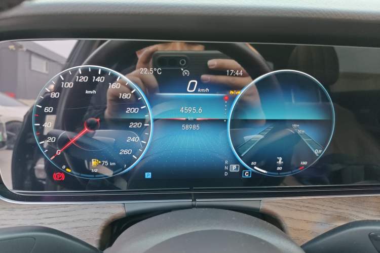 Used Mercedes-Benz E-Class 2023 E 300 L Stylish Model Instrument Cluster