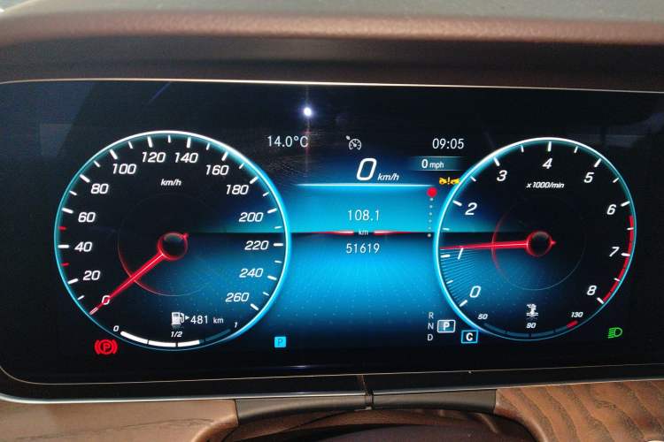 Used Mercedes-Benz E-Class 2023 Updated E 300 L Fashion Edition Instrument Cluster
