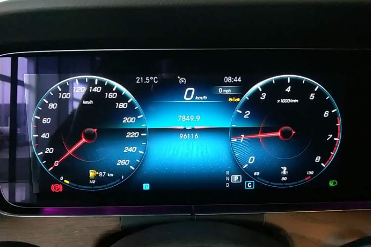 Used Mercedes-Benz E-Class 2023 Updated E 300 L Luxury Edition Instrument Cluster