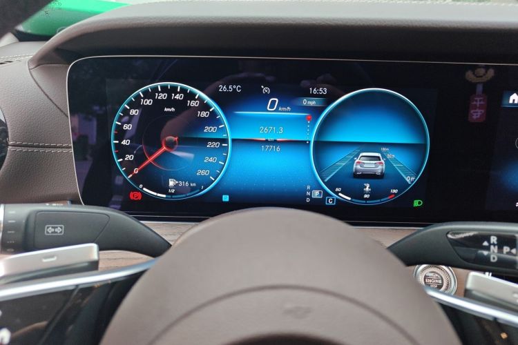 Used Mercedes-Benz E-Class 2023 Updated E 300 L Fashion Edition Instrument Cluster