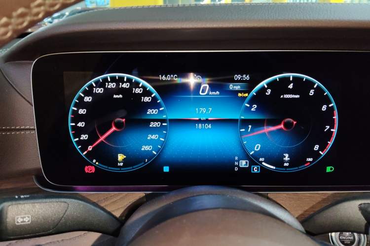 Used Mercedes-Benz E-Class 2023 Updated E 300 L Fashion Edition Instrument Cluster