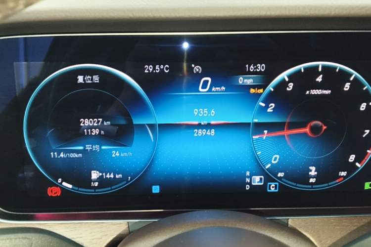 Used Mercedes-Benz E-Class 2023 Updated E 300 L Fashion Edition Instrument Cluster