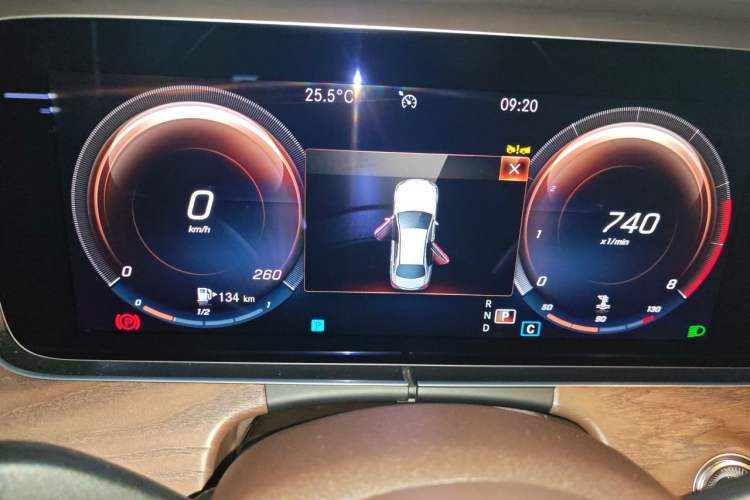 Used Mercedes-Benz E-Class 2023 Updated E 300 L Fashion Edition Instrument Cluster