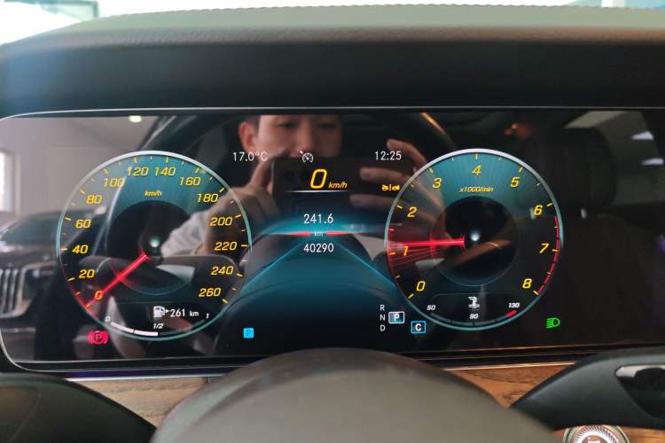 Used Mercedes-Benz E-Class 2023 Updated E 300 L Fashion Edition Instrument Cluster