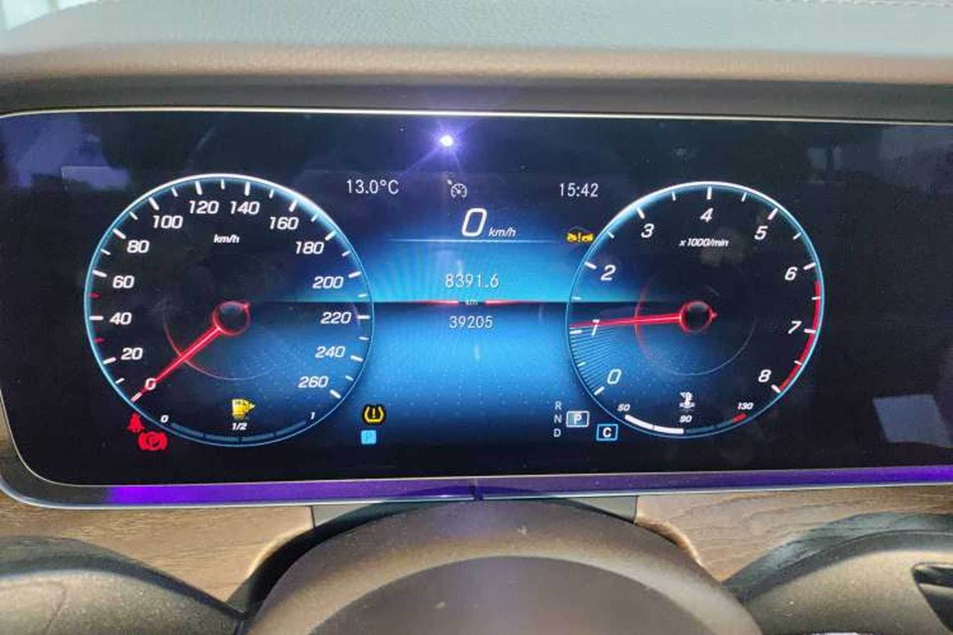 Used Mercedes-Benz E-Class 2023 Updated E 300 L Fashion Edition Instrument Cluster