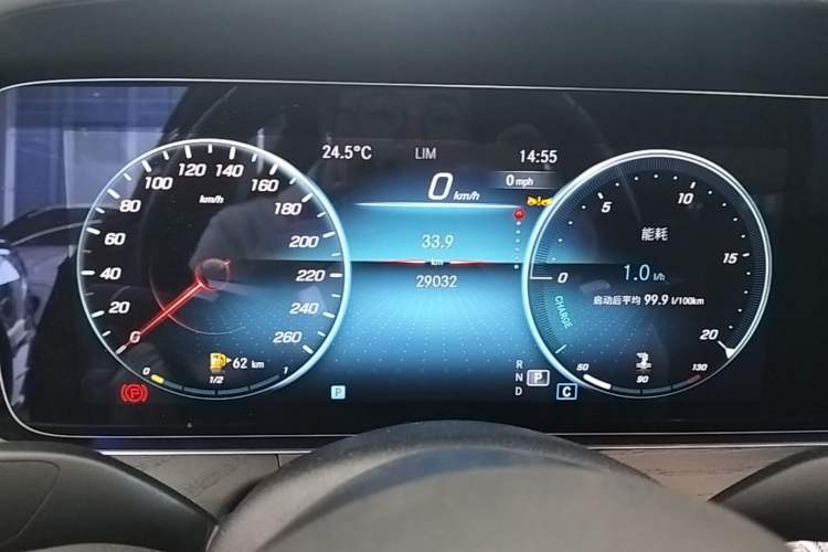 Used Mercedes-Benz E-Class 2023 Restyled E 300 L Sport Luxury Edition Instrument Cluster