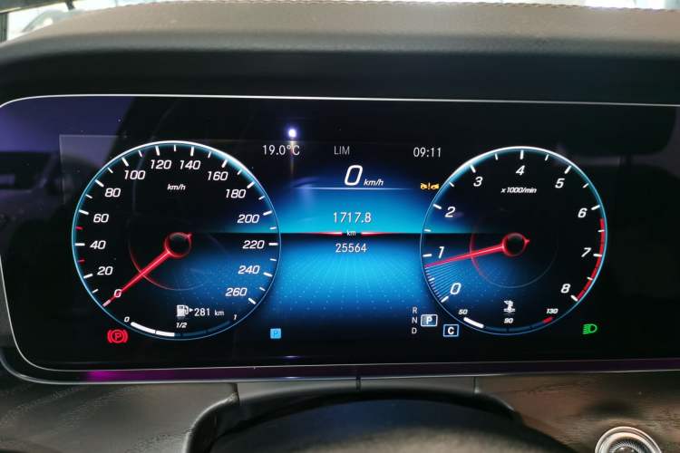 Used Mercedes-Benz E-Class 2023 Restyled E 260 Fashion Sport Edition Instrument Cluster