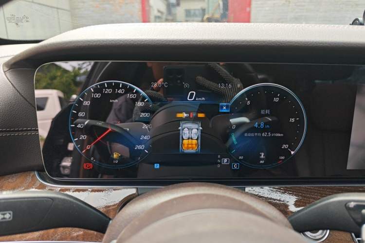 Used Mercedes-Benz E-Class 2023 E 300 L Stylish Model Instrument Cluster
