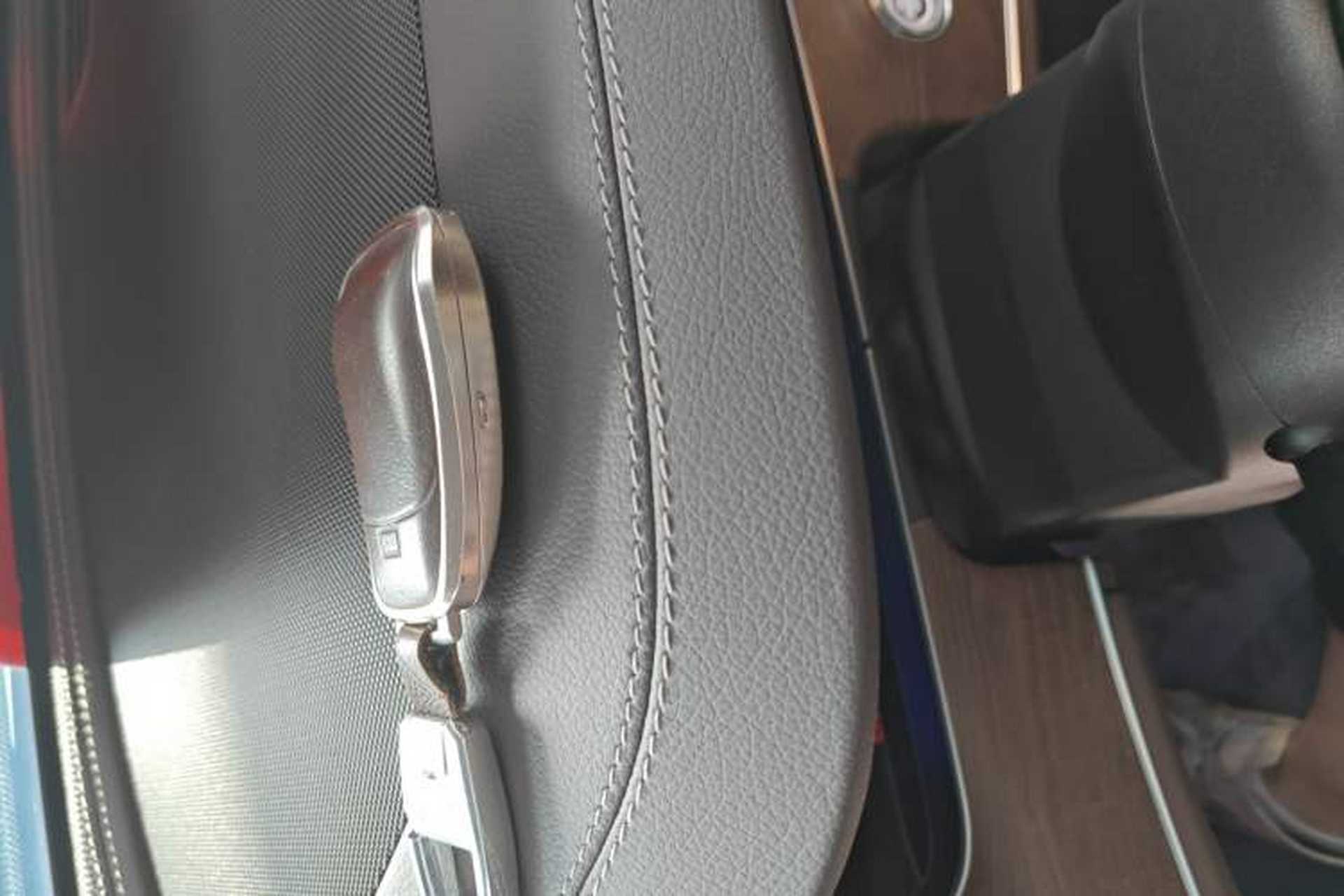 Used Mercedes-Benz E-Class 2023 Updated E 300 L Fashion Edition Interior 1