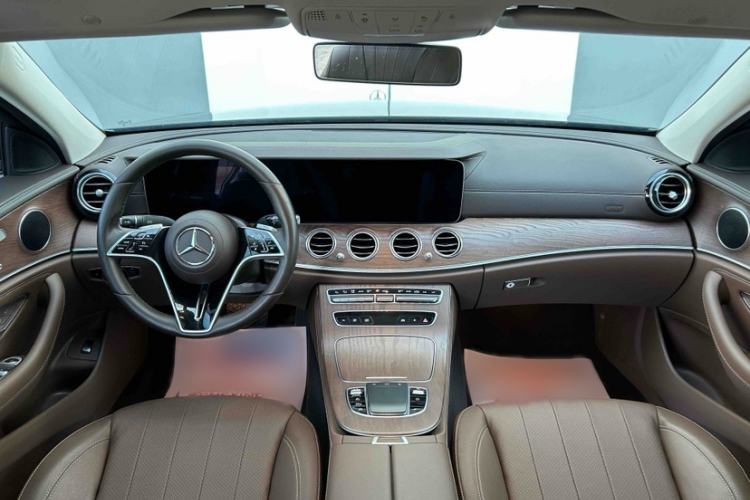 Used Mercedes-Benz E-Class 2023 E 300 L Stylish Model Interior 1