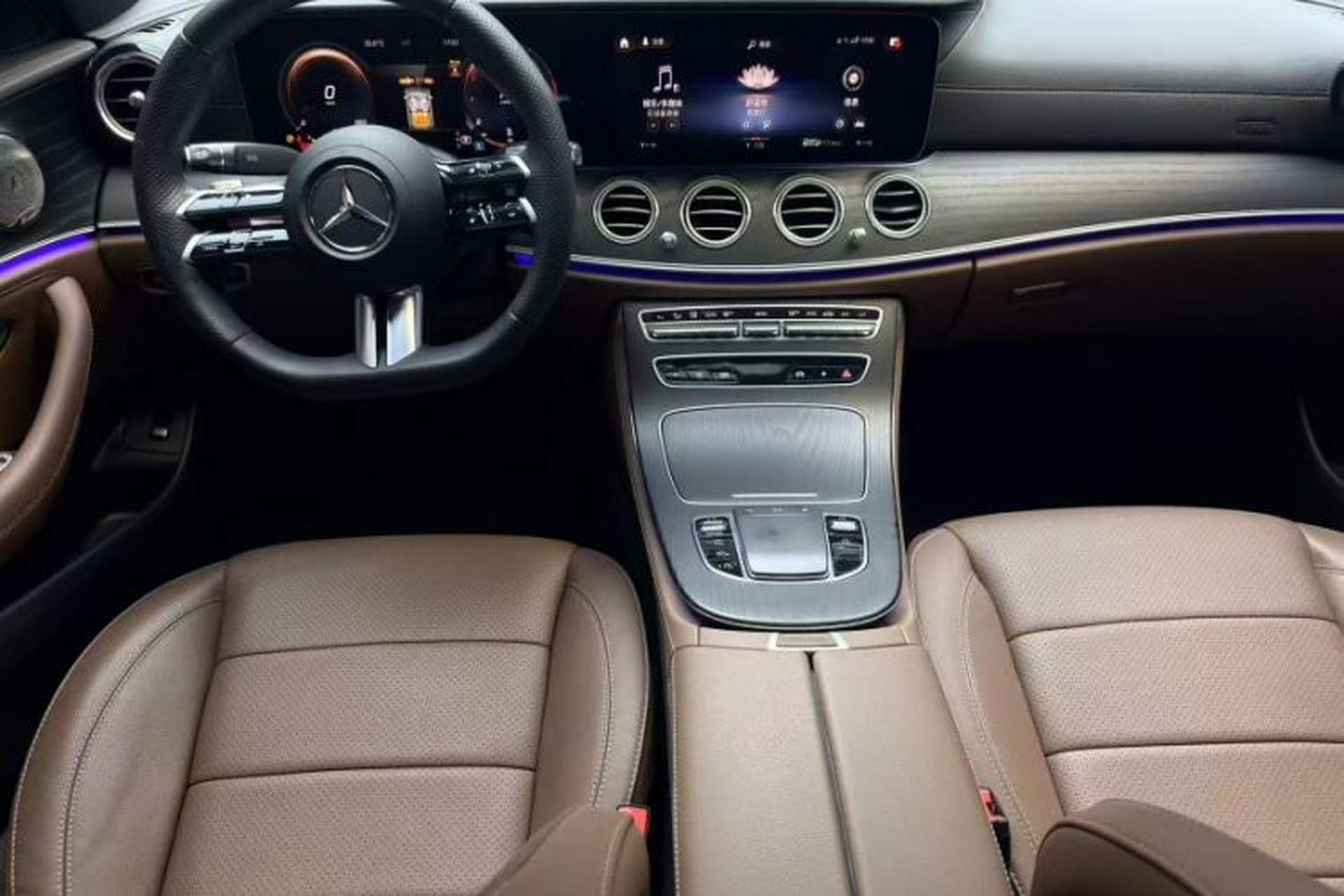 Used Mercedes-Benz E-Class 2023 Restyled E 300 L Sporty and Stylish Edition Interior 1