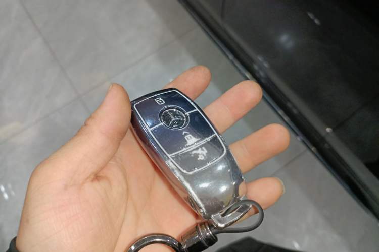 Used Mercedes-Benz E-Class 2023 Restyled E 300 L Sporty and Stylish Edition Interior 1