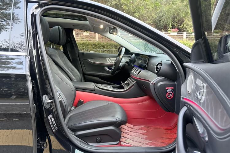 Used Mercedes-Benz E-Class 2023 Updated E 300 L Luxury Edition Interior 1
