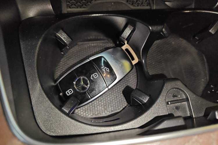 Used Mercedes-Benz E-Class 2023 E 300 L Stylish Model Interior 1
