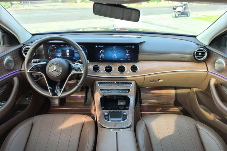 Used Mercedes-Benz E-Class 2023 E 300 L Stylish Model Interior 1