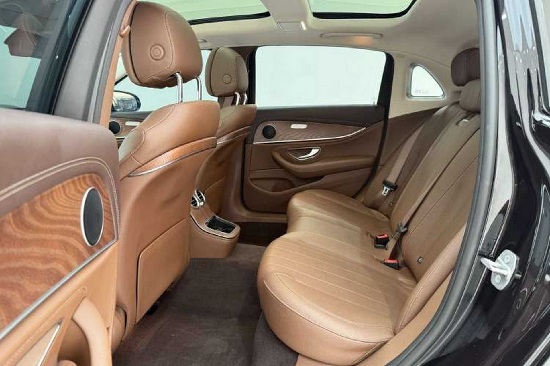 Used Mercedes-Benz E-Class 2023 Updated E 300 L Fashion Edition Interior 1
