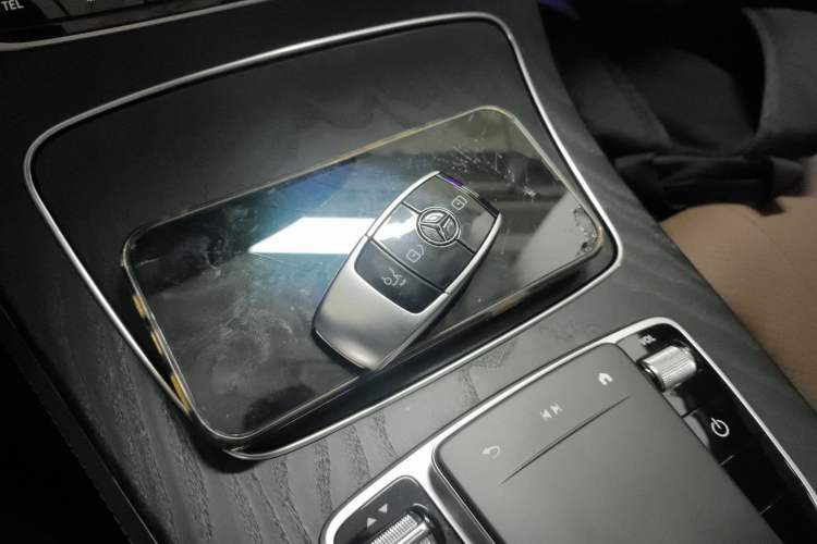 Used Mercedes-Benz E-Class 2023 E 300 Stylish Sports Edition Interior 1