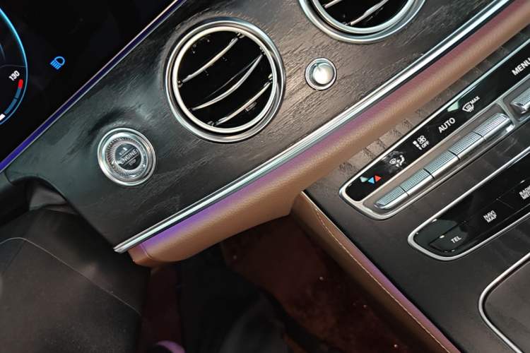 Used Mercedes-Benz E-Class 2023 E 300 Stylish Sports Edition Interior 1