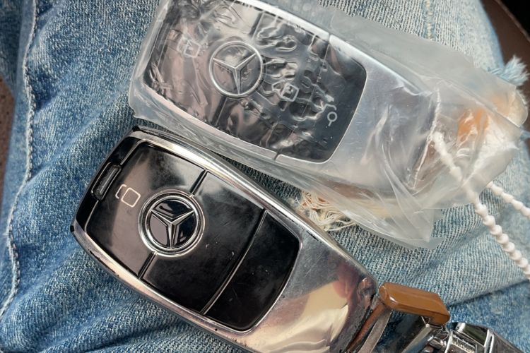 Used Mercedes-Benz E-Class 2023 Updated E 300 L Fashion Edition Interior 1