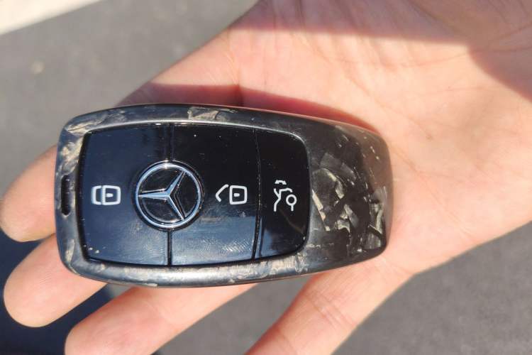 Used Mercedes-Benz E-Class 2023 Updated E 300 L Fashion Edition Interior 1