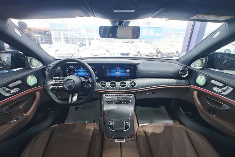 Used Mercedes-Benz E-Class 2023 E 300 Stylish Sports Edition Interior 1