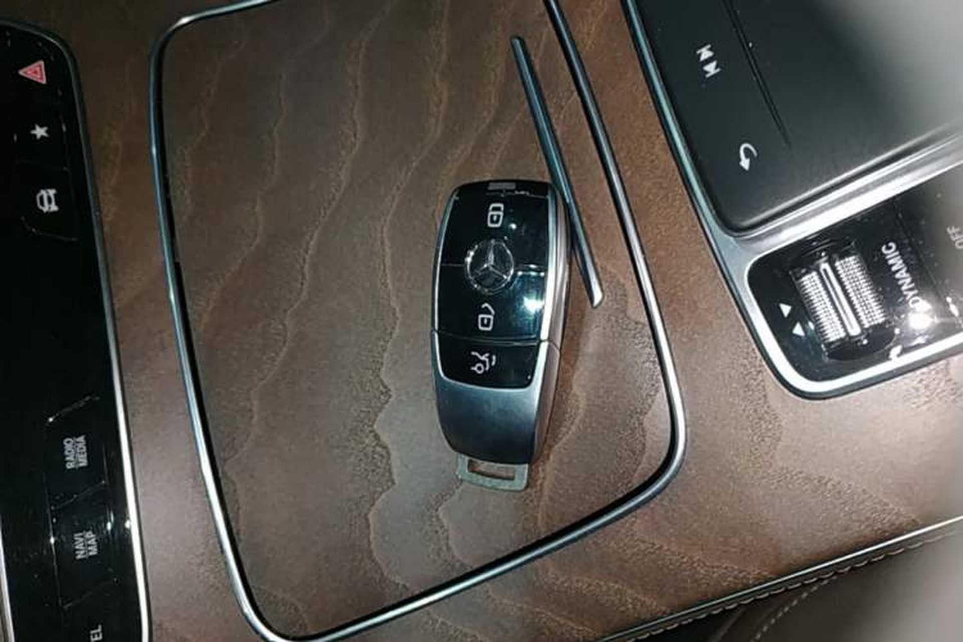 Used Mercedes-Benz E-Class 2023 E 300 L Luxury Model Interior 1