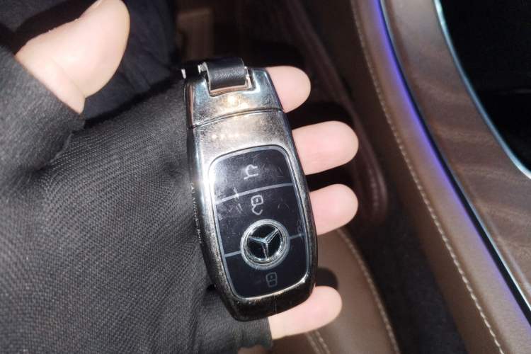 Used Mercedes-Benz E-Class 2023 E 300 L Sporty and Stylish Model Interior 1