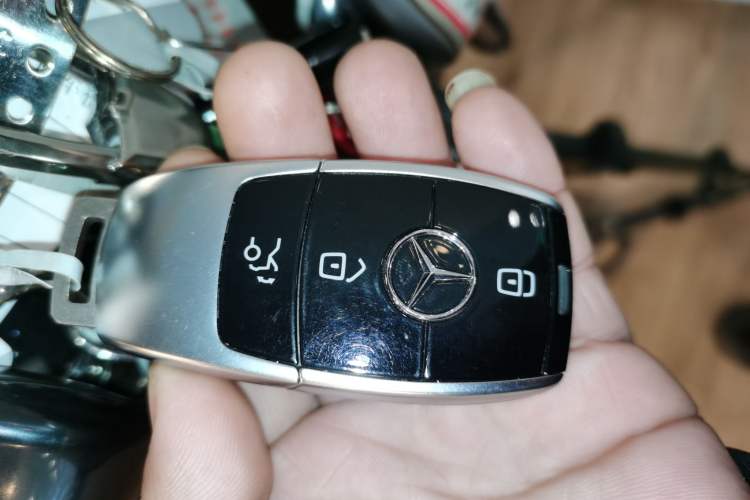 Used Mercedes-Benz E-Class 2023 Restyled E 260 Fashion Sport Edition Interior 1