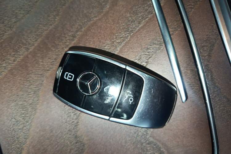 Used Mercedes-Benz E-Class 2023 E 300 L Stylish Model Interior 1