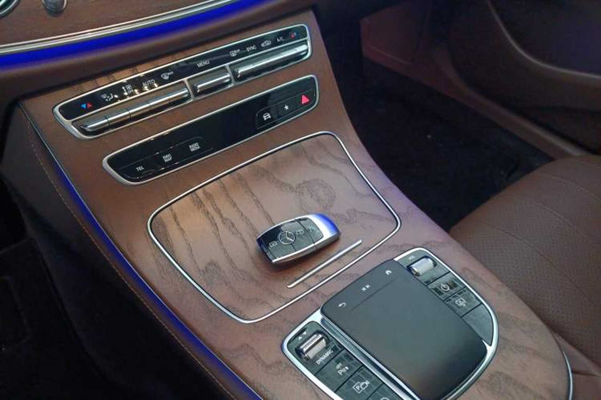 Used Mercedes-Benz E-Class 2023 Updated E 300 L Luxury Edition Interior 1