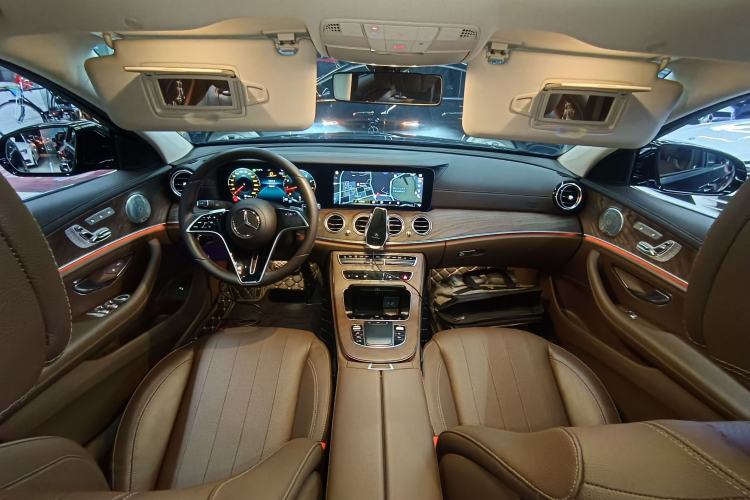 Used Mercedes-Benz E-Class 2023 Updated E 300 L Luxury Edition Interior 2