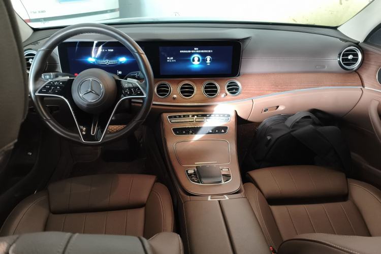 Used Mercedes-Benz E-Class 2023 E 260 L 4MATIC Interior 2