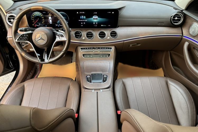 Used Mercedes-Benz E-Class 2023 E 300 L Luxury Model Interior 2
